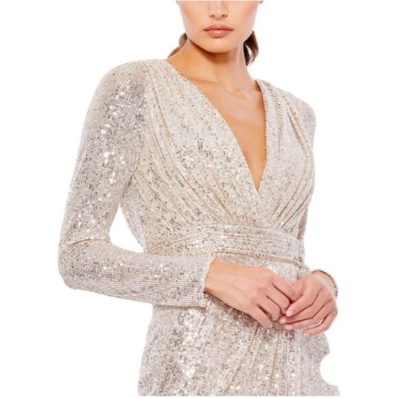 MAC DUGGAL Sequined Long Sleeve Gown - Picture 3 of 7